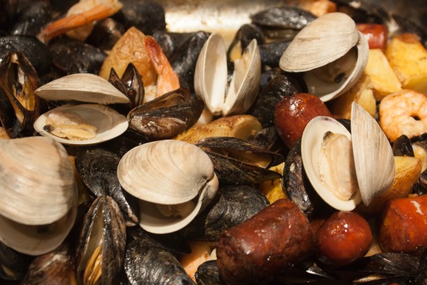 20140706_Clam Bake_IMG_8033_edited-1