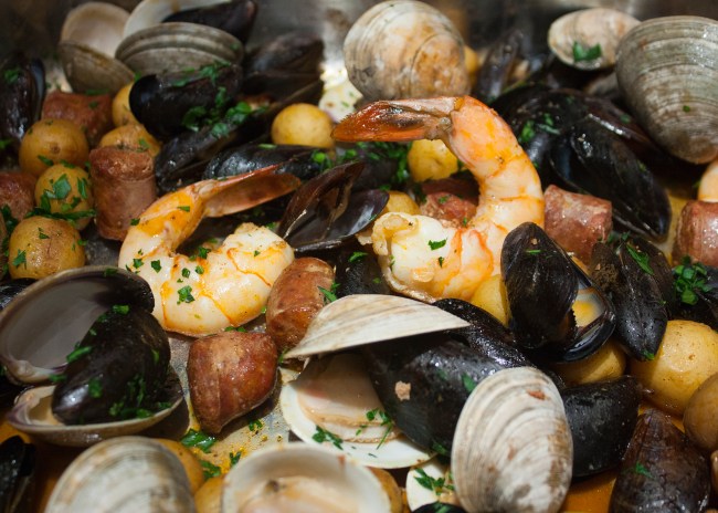 20140801_Clambake with Corn_IMG_8472_edited-1