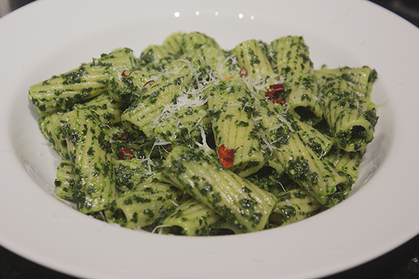 20150312_Lemony Kale Pesto_IMG_9166_edited-1